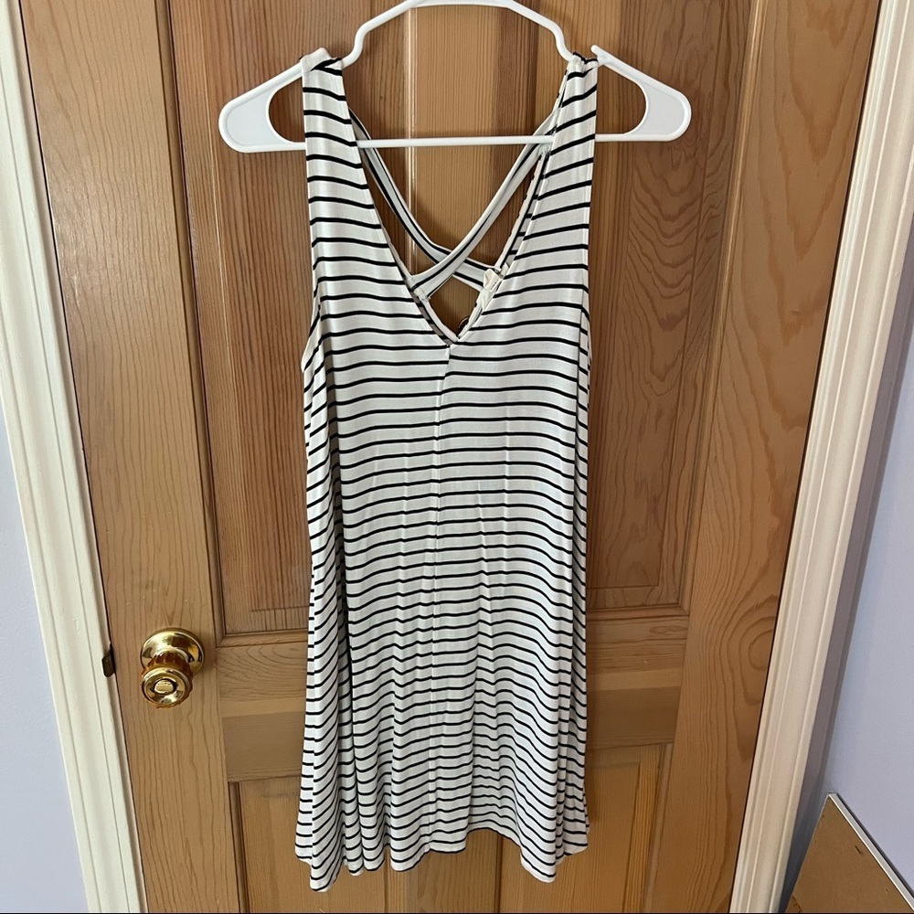 SOLD | American Eagle - White & Black Striped Swing Dress - M - Picture 1 of 3